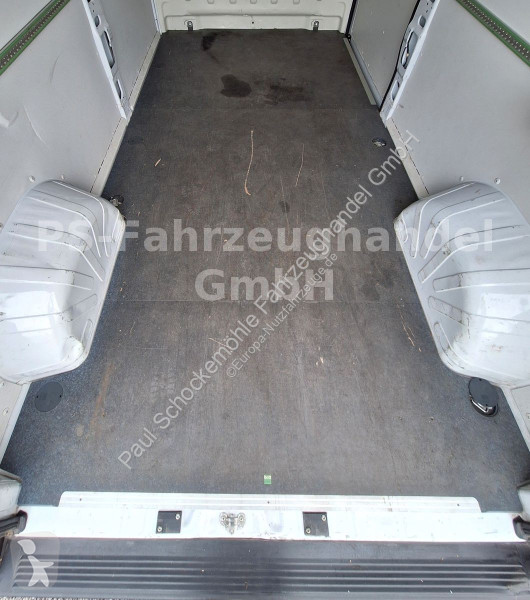 Véhicule utilitaire Peugeot Kasten Hoch*335...