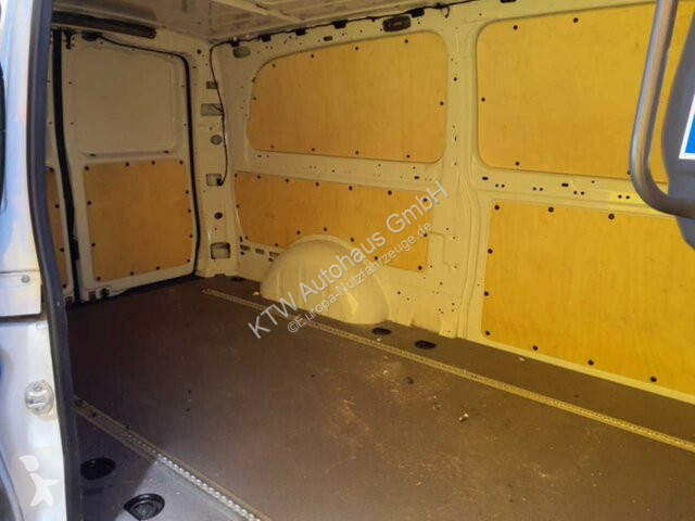 Véhicule utilitaire Mercedes Vito116CDI KA...
