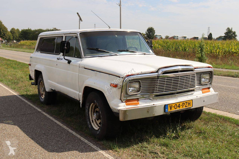 Furgoneta Jeep Chief