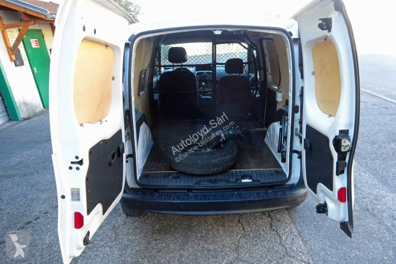 Véhicule utilitaire Renault KANGOO 1,5 DCI 95
