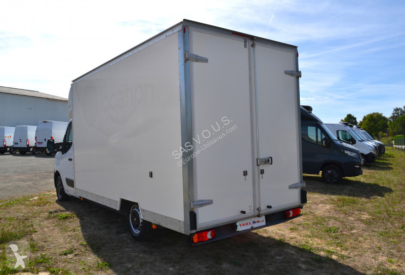 Véhicule utilitaire Renault RENAULT MASTER III...