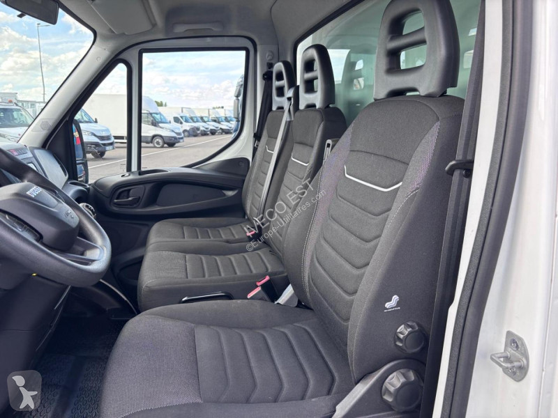 Véhicule utilitaire Iveco CCb 35C16 - 3.0L -...