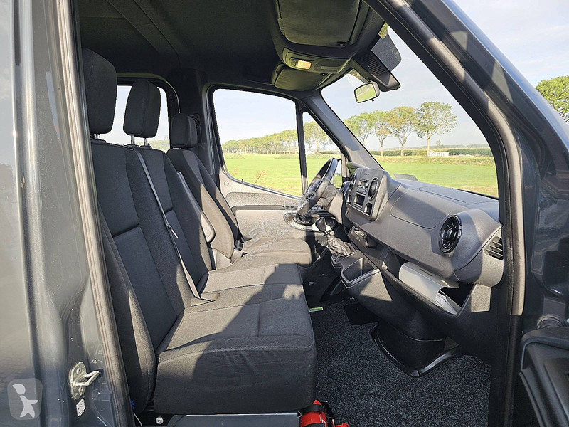 Лекотоварен автомобил Mercedes 315 L3...