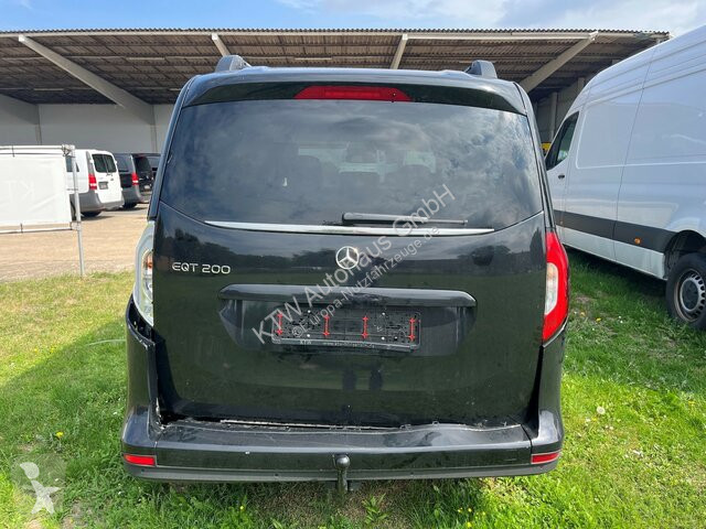 Véhicule utilitaire Mercedes EQT 200...