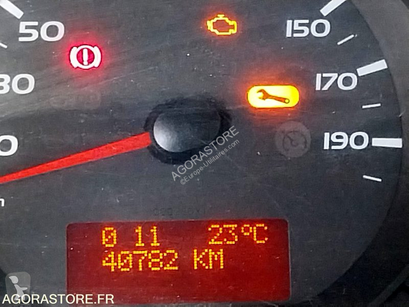 Комерційні автомобілі Renault MASTER