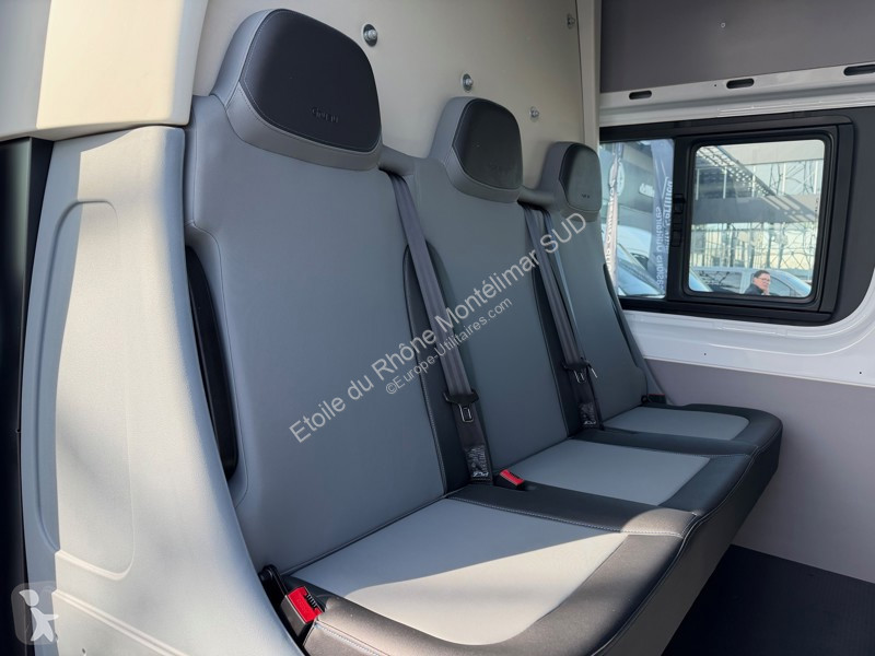 Véhicule utilitaire Mercedes 515 CDI FG 37 3.5T...