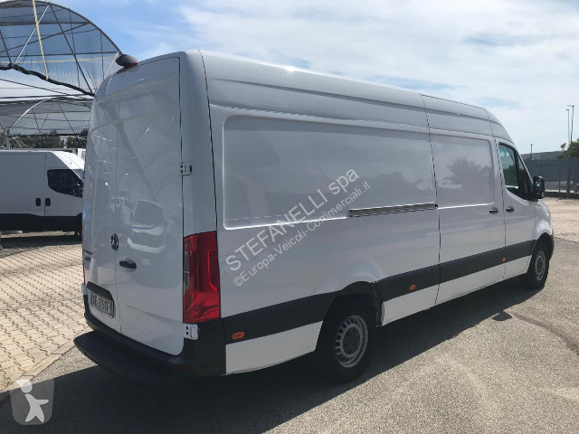 Комерційні автомобілі Mercedes Sprinter 315 2.0...