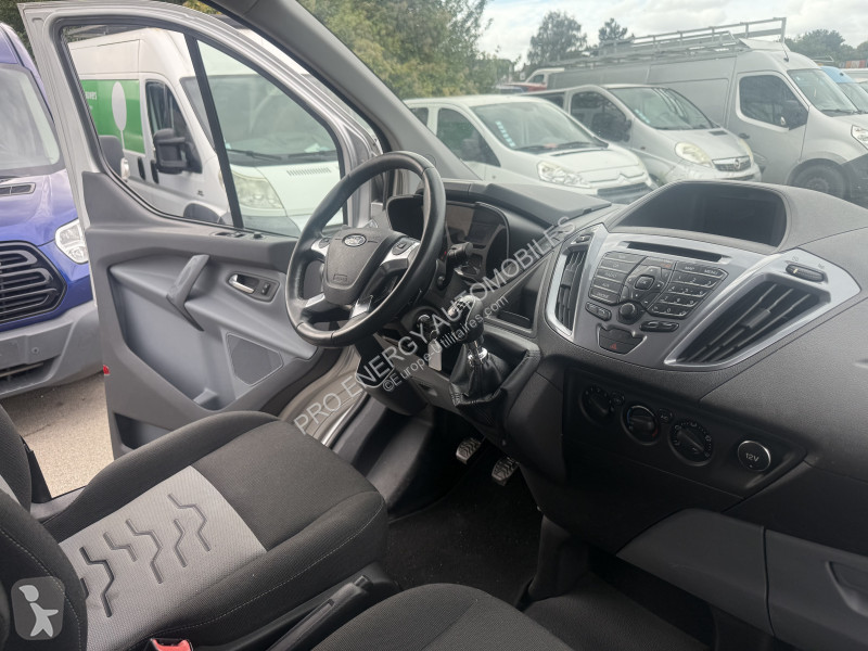 Лекотоварен автомобил Ford TRANSIT CUSTOM FG...