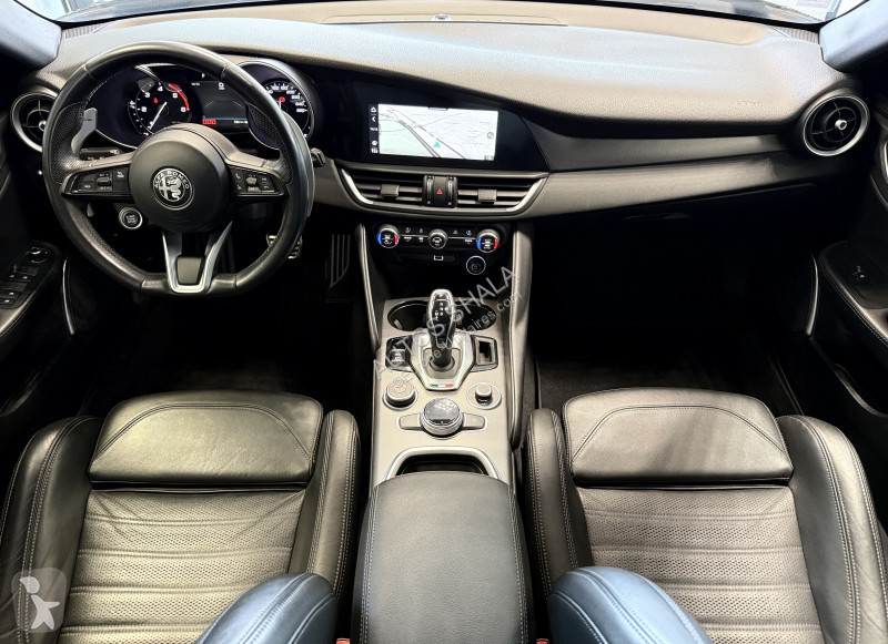 Veículo utilitário Alfa-Roméo GIULIA / A PARTIR...