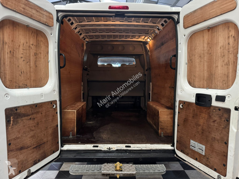 Véhicule utilitaire Citroën JUMPER FG