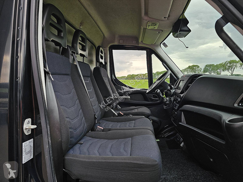 Véhicule utilitaire Iveco 50C15 3.0Ltr Bakwagen...