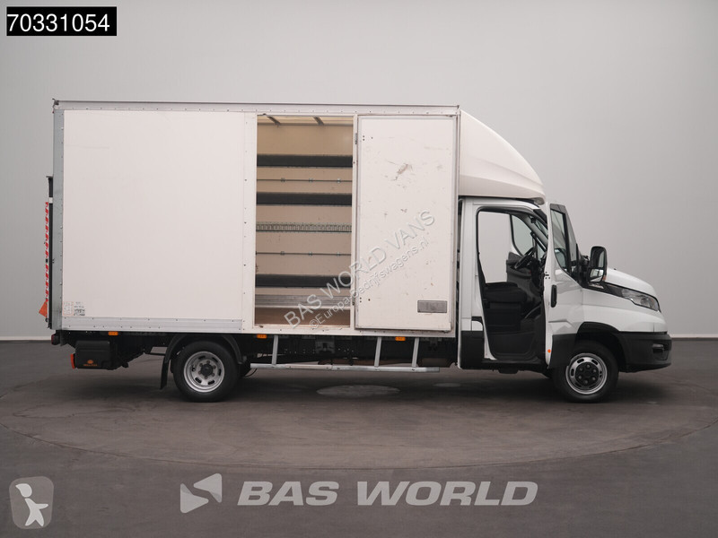 Лекотоварен автомобил Iveco 35C18 3.0L Automaat...