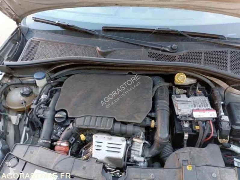 Véhicule utilitaire Citroën C4 CACTUS