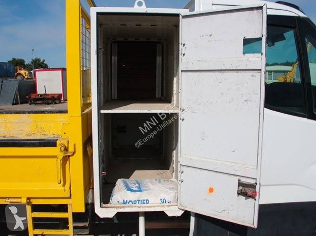 Лекотоварен автомобил Iveco 35.150