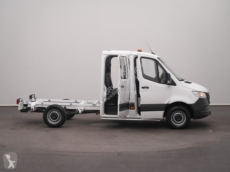 Лекотоварен автомобил Mercedes 311 CDI