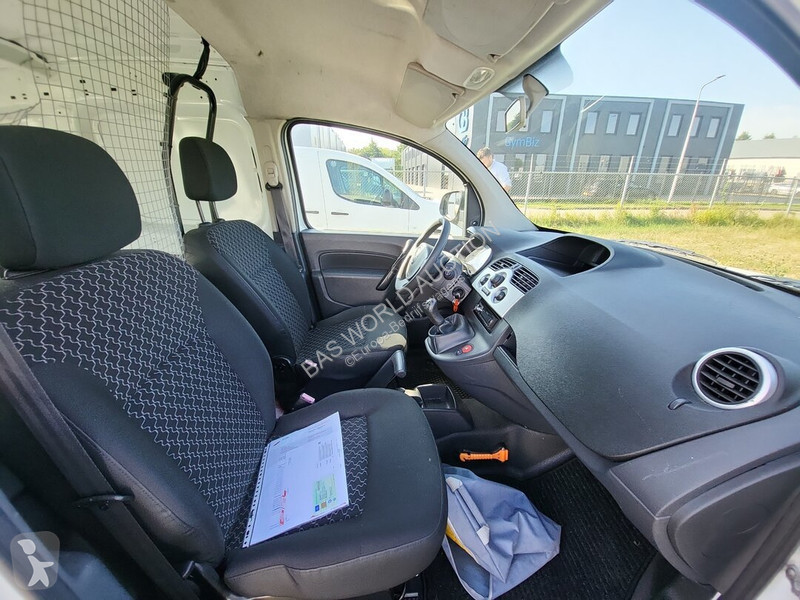 Furgoneta Renault 75PK