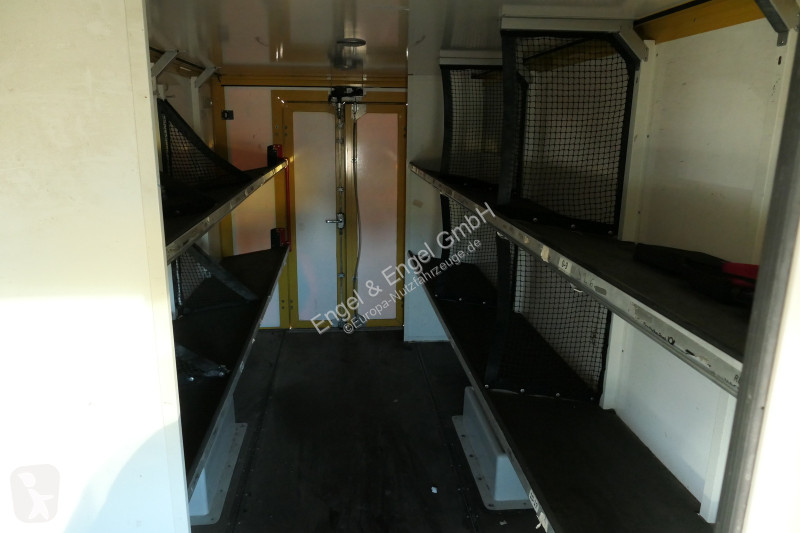 Коммерческий автомобиль Iveco Daily 35 S11 C30C...