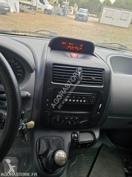 Лекотоварен автомобил Peugeot