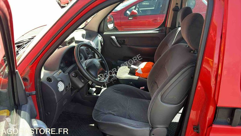 Лекотоварен автомобил Citroën BERLINGO