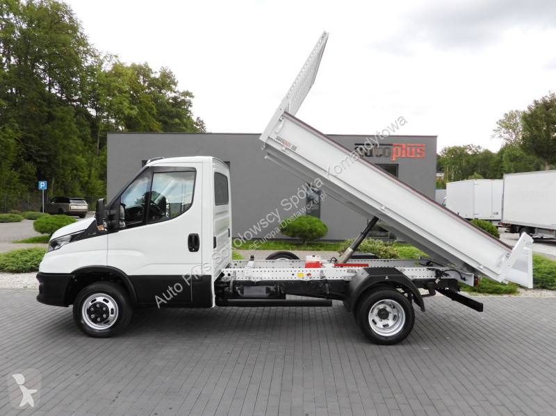Лекотоварен автомобил Iveco 35C14 DAILY