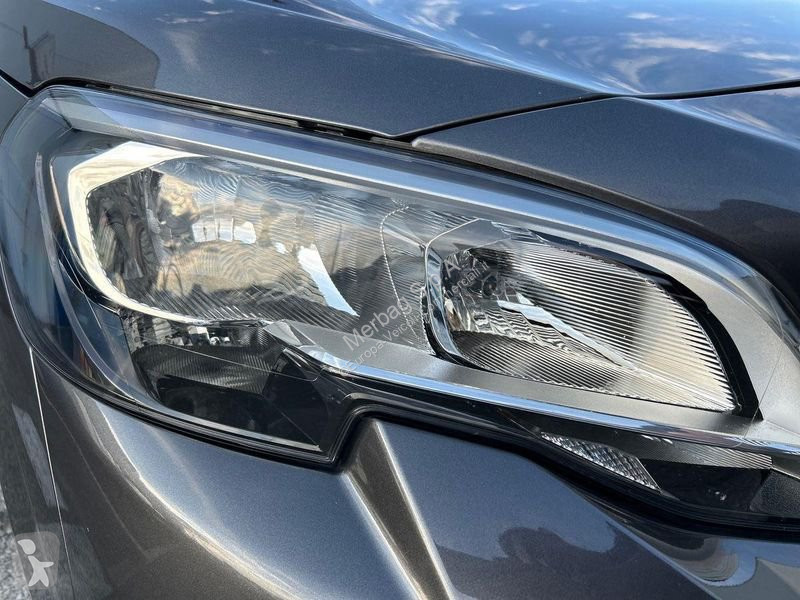 Furgoneta Peugeot BlueHDi 150 S&S Business Compact