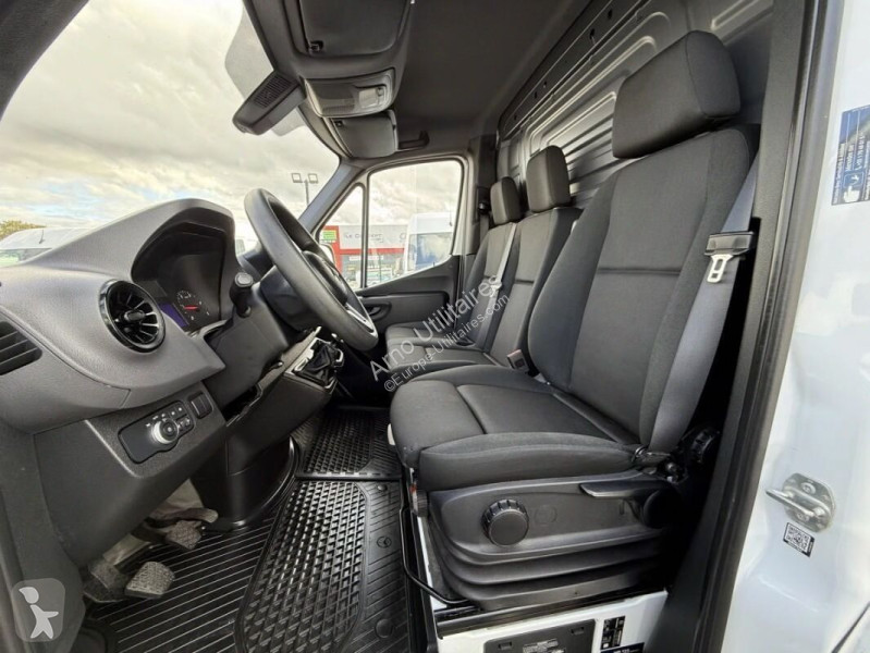 Коммерческий автомобиль Mercedes