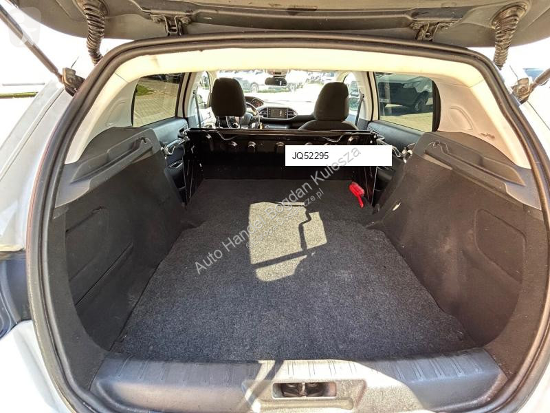 Лекотоварен автомобил Peugeot 308