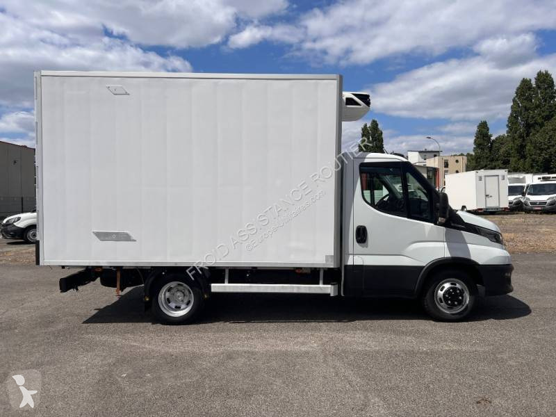Лекотоварен автомобил Iveco 35C14