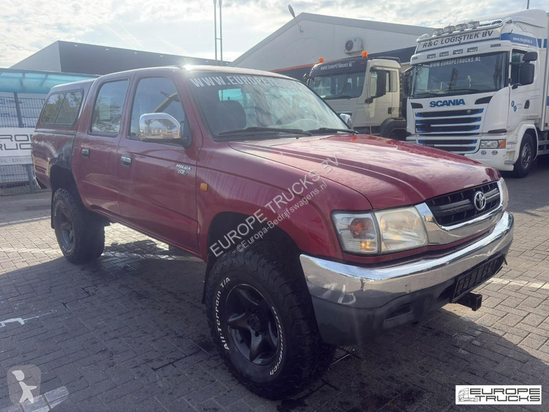 Furgoneta Toyota Manual - 2.5Ltr - 4x4 Hilux