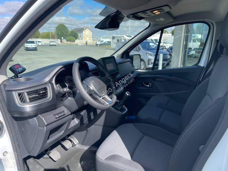Furgoneta Renault L2H1 2.0 DCI 150CH ADVANCE