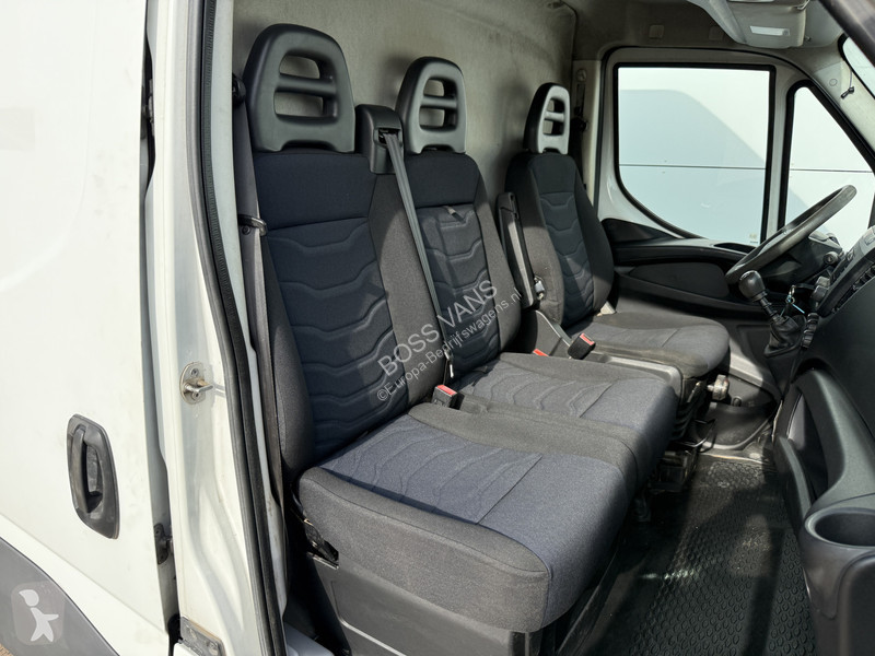 Furgoneta Iveco 35S14 2.3 352 L2H2 Airco Cruise...