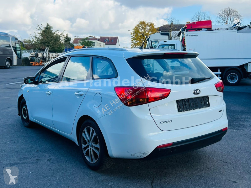 KIA cee'd Sportswagon 1.4 CRDi 90...