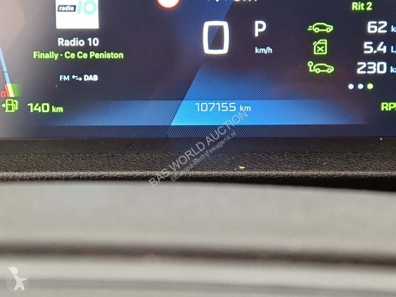 Užitkové vozidlo Peugeot 2.0 BlueHDi 145 EAT8...