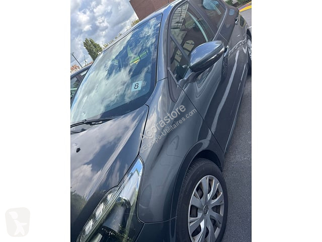 Furgoneta Peugeot 208