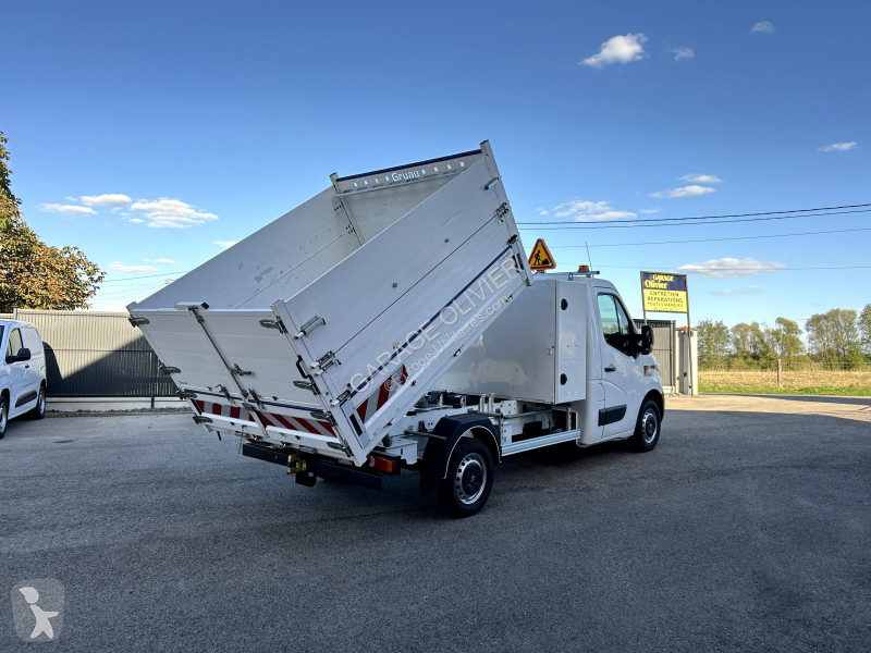 Коммерческий автомобиль Renault Benne F3500 L2...