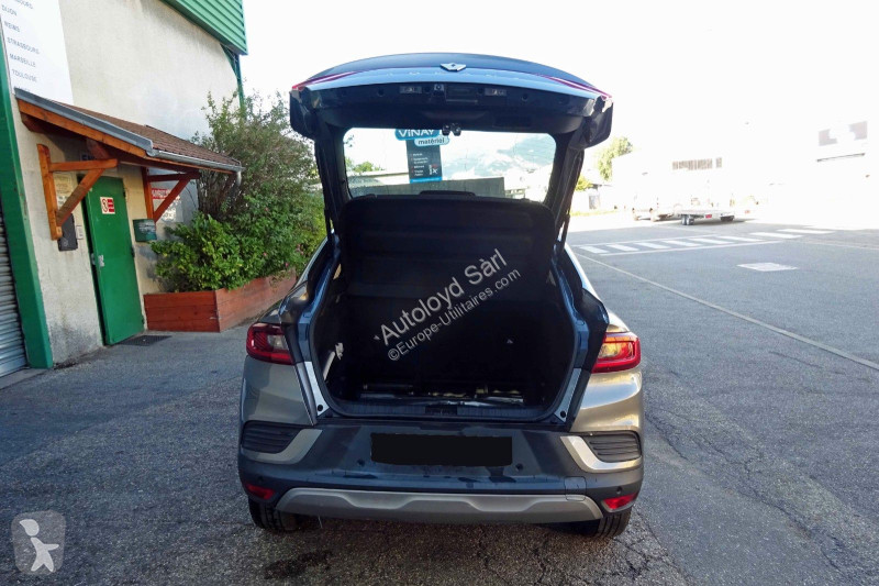 Коммерческий автомобиль Renault ARKANA 1,3 TCE...