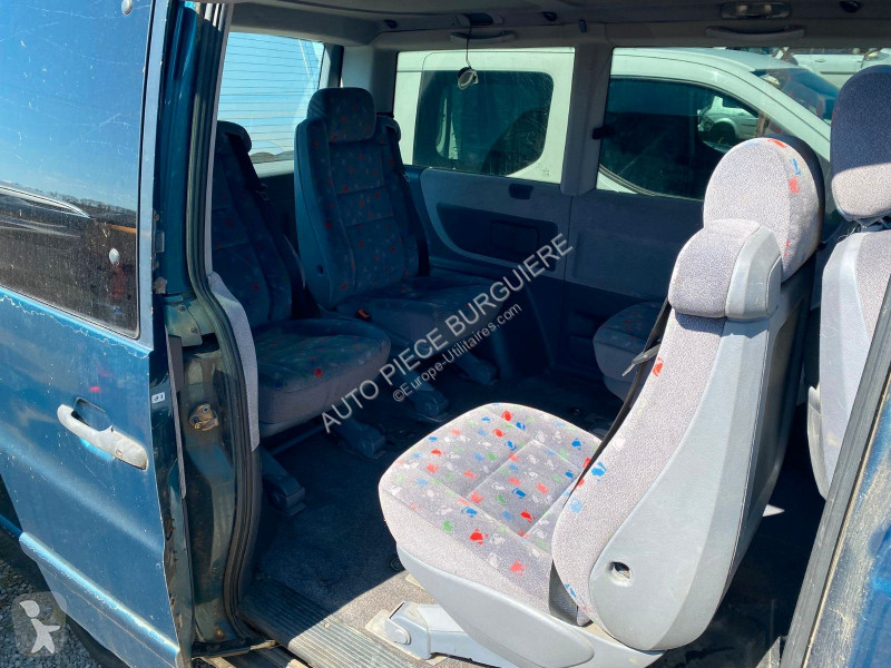Коммерческий автомобиль Mercedes 220 CDi 122 /...