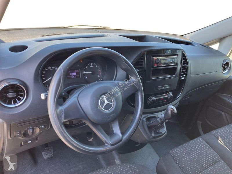 Užitkové vozidlo Mercedes 110 cdi Furgone compact