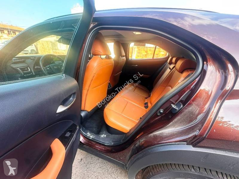 Furgoneta Lexus