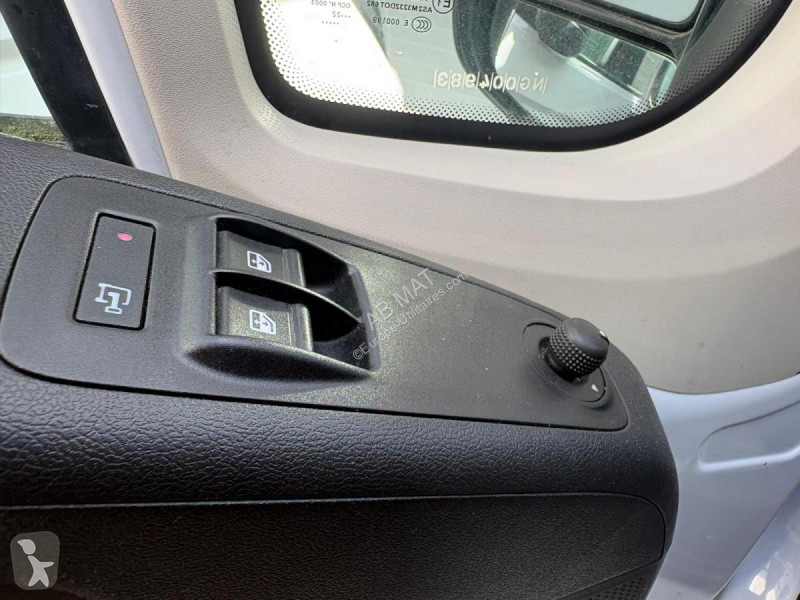 Užitkové vozidlo Opel 2.2 HDI