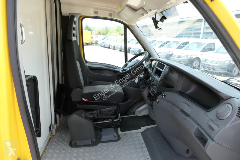 Furgoneta Iveco Daily 35 S11 C30C KURZ...