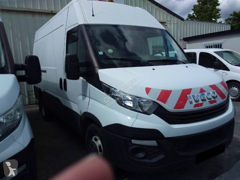 Furgoneta Iveco 35C15
