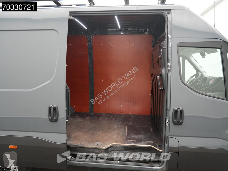 Haszongépjármű Iveco 35S18 3.0L 3,5t Trekhaak...