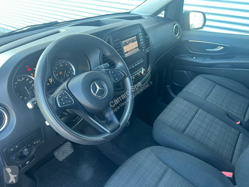 Haszongépjármű Mercedes III 119