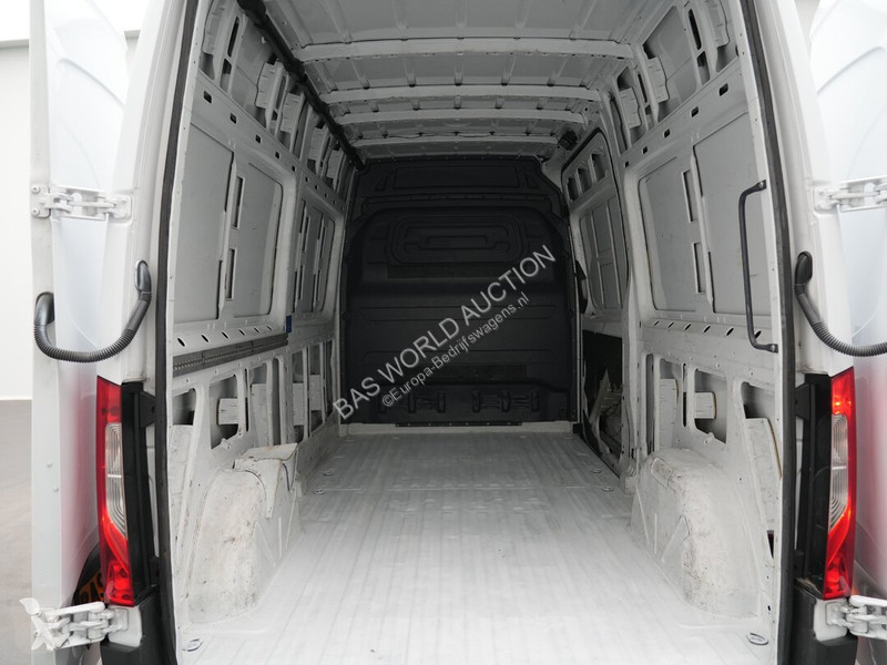 Haszongépjármű Mercedes 312