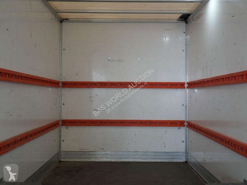 Furgoneta Renault 145PK