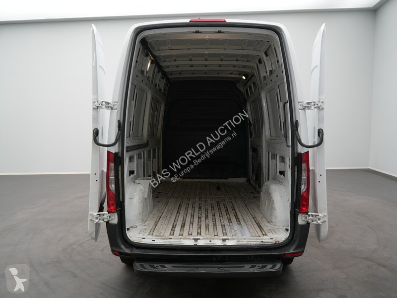 Haszongépjármű Mercedes 312