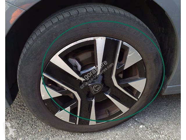 Haszongépjármű Peugeot 208