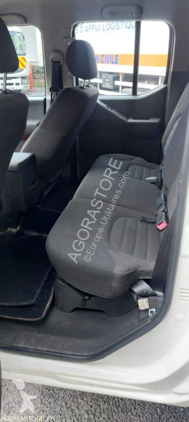 Haszongépjármű Nissan NAVARA