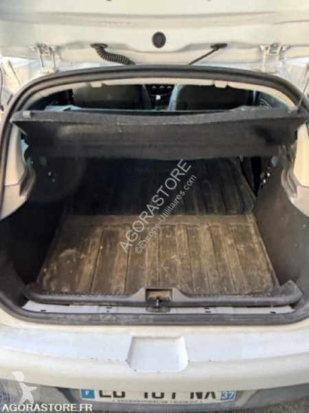 Veículo utilitário Renault CLIO